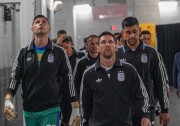 Messi Bagi-bagi Kado Eksklusif untuk Skuad Argentina Usai Piala Dunia 2026