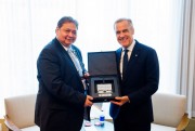 Airlangga Bertemu PM Kanada Mark Carney, Indonesia Dorong Percepatan ICA-CEPA