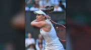 Si Cantik Rybakina Kalahkan Putintseva di Tokyo, Amankan Peringkat No. 1 Dunia Akhir Tahun