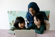 5 Tips Buat Anak Nyaman Belajar di Rumah