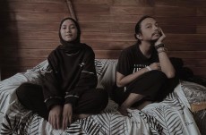 Single Kolaborasi Feby Putri-Fiersa Sukses Hipnotis Puluhan Juta Pendengar