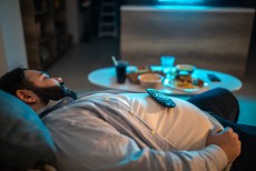 Hindari Langsung Tidur Setelah Makan, Ini Bahayanya