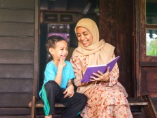 Begini Cara Orang Tua Tumbuhkan Minat Anak pada Buku