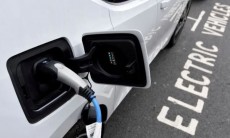 Anggota Parlemen Uni Eropa Kembali Larang Mobil Berbahan Bakar Fosil