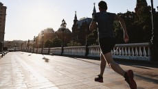 Persiapan Lari Bukan Cuma Fisik, Pemilihan Sepatu Juga Penting