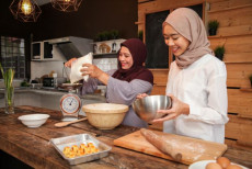 Raih Keberkahan, Yuk Baca Basmalah Sebelum Beraktivitas