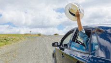 Hukum Shalat Jamak Qashar karena Alasan Jalan-Jalan Berwisata