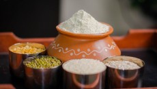 Mengenal Bahan Talek, Kandungan Bedak Johnson & Johnson