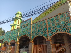 Masjid Jami Al-Mujahidin Menteng, Berawal dari Bangunan Kayu Tahun 1943
