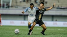 PSIS Dikalahkan 10 Pemain Dewa United, Laga Diwarnai Hujan Kartu