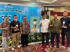 Abdul Mu'ti Luncurkan Buku 'Guyon Maton: Lucu Bermutu Ala Muhammadiyin'