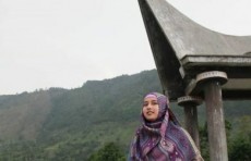 Kisah Arnita Jadi Mualaf, Berawal dari Video Ceramah Zakir Naik