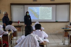 Pengamat Pendidikan: Sertifikasi Guru Tidak Boleh Dihapuskan