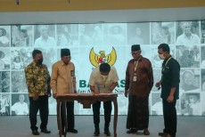 Baznas Kukuhkan Bakrie Amanah sebagai Laznas