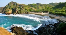 Pesona Pantai Siung, Destinasi Wisata Unggulan di Gunungkidul