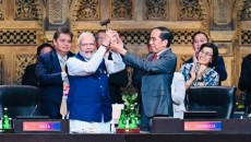 Jokowi Serahkan Presidensi G20 ke PM India Narendra Modi