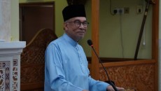 Anwar Ibrahim Tak Mau Digaji dan Tolak Mobil Dinas Limosin