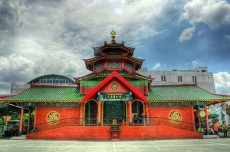 Masjid Cheng Ho Surabaya Kombinasikan Corak Tionghoa dan Jawa