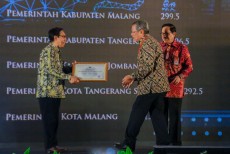 Pemkot Tangsel Raih Penghargaan Meritokrasi 2022 dari KASN