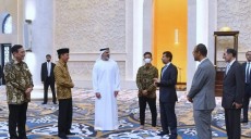 Jokowi Terima Pangeran UEA di Masjid Raya Sheikh Zayed Solo