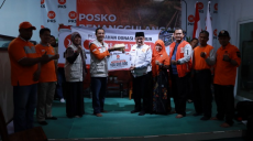 PKS Jateng Serahkan Bantuan Rp100 Juta untuk Korban Gempa Cianjur