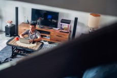 Disebut Bisa Kurangi Kemacetan, Ini Manfaat dan Kekurangan WFH