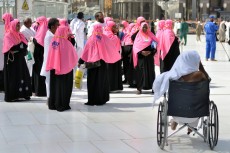 Masjidil Haram Siapkan Area Salat Khusus Lansia Wanita