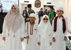 Azzam Nur Mujizat, Santri Tunanetra Pelantun Salawat Asyghil di 1 Abad NU