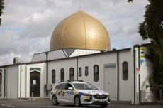 Sulitnya Membangun Masjid di Negara Minoritas Muslim