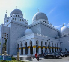Masjid Raya Syekh Zayed Solo Siapkan 4.000 Takjil Selama Ramadhan 1444 H