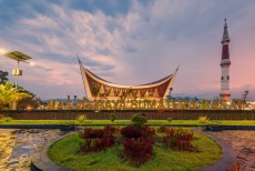 Berkubah Gonjong, Masjid Mahligai Minang Juga Dirancang Tahan Gempa
