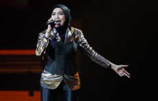 Remaja Berhijab Salma Salsabil Pemenang Indonesian Idol XII
