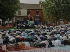 Komunitas Muslim Inggris Akan Gelar Shalat Idul Adha di Wolverhampton Park