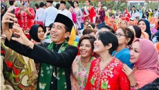 Istana Berkebaya, Cara Presiden Jokowi Kenalkan Kembali Karakter Wanita Indonesia