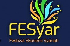 Tabligh Akbar dan Gerakan Sadar Wakaf Ramaikan Festival Ekonomi Syariah 2023