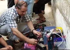 Kreativitas Warga Gaza: Kaya Ide Atasi Listrik-Internet Mati