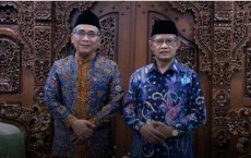 Ketum PBNU Gus Yahya Ucapkan Selamat Milad ke-111 Muhammadiyah