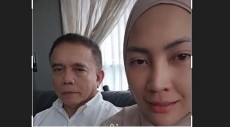 Steffy Burase-Irwandi Yusuf Bercerai Lantaran Tak Kunjung Dapat Buku Nikah
