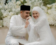 Tren Pernikahan 2024: Digelar di Ballroom Hotel dengan Nuansa Flora