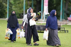 Akhir Ramadhan 2024, SIG Salurkan 6.000 Paket Sembako di Area Operasi