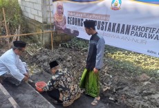 Pesantren Mahasiswa An-Nur Surabaya Bangun Perpustakaan Khofifah