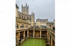 Menyusuri Roman Baths, Situs Pemandian Bersejarah di Kota Bath Inggris