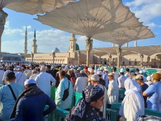 DPR Rekomendasikan Pemerintah Cabut lzin Travel Haji dan Umrah Nakal