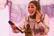 Hijrah yang Istiqomah ala Angelina Sondakh