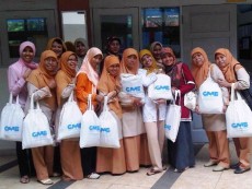 Syiar dan Aksi Peduli Kebersihan Lewat Gerakan Mukena Bersih