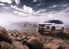Toyota New Fortuner GR Sport, Mesin Baru Lebih Tangguh, Bikin Konsumen Jatuh Hati