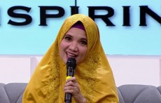Jasa Penghulu Nikah Siri di Medsos, Ustadzah: Boleh Saja