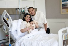 Via Vallen Sambut Anak Pertama Melalui Persalinan Caesar di National Hospital