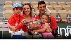 Novak Djokovic Cerita Bagi Tugas Dengan Istri Mengasuk Dua Anaknya