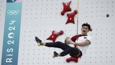 Luar Biasa! Veddriq Leonardo Raih Emas Panjat Tebing Olimpiade Paris 2024